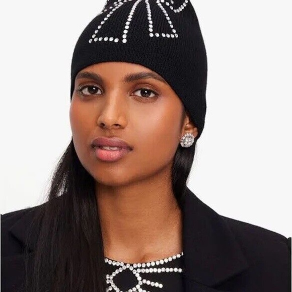 New KATE SPADE Trompe Embellished Crystall Beanie BLACK ONE SIZE - Picture 2 of 5